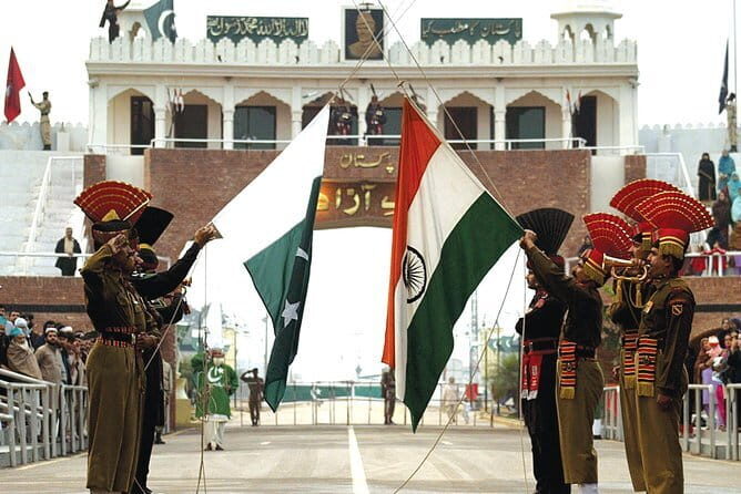 Amritsar Sightseeing Golden Temple with Wagah Border Taxi Package - Practical Details and Tips