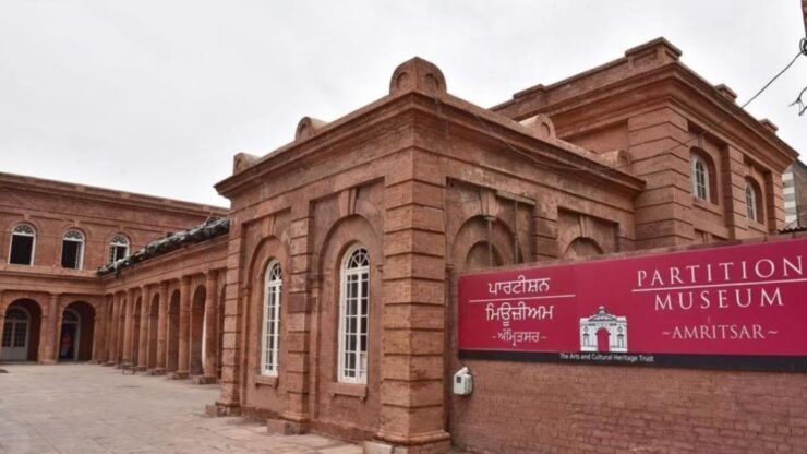 Amritsar: Small Group Sightseeing Tour With Wagah Border - Tour Details and Logistics