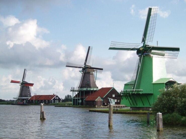 Amsterdam: 3-Hour Zaanse Schans Windmills Tour W/ Guide - Experience Highlights