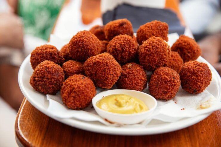 Amsterdam: 4-Hour Food and Canal Tour - Experience Highlights