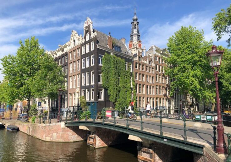 Amsterdam: Anne Frank Walking Tour in German or English - Full Description