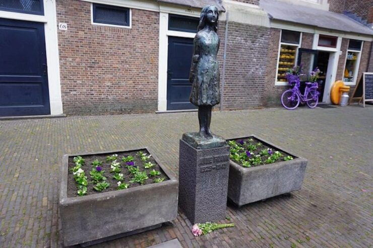 Amsterdam: Anne Franks Legacy Guided Walking Tour - Good To Know