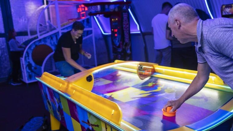 Amsterdam Arcade Game Hall: Classic & Modern Fun, UP Events - Group and Event Friendly