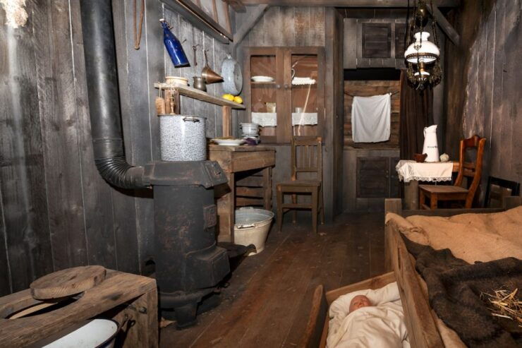 Amsterdam: Architecture Museum Het Schip Entry Ticket & Tour - Experience