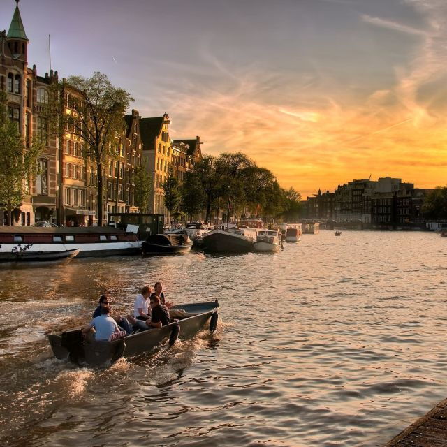 Amsterdam Beach Tour: Bus Tickets to Haarlem and Zandvoort - Experience Haarlems Charm