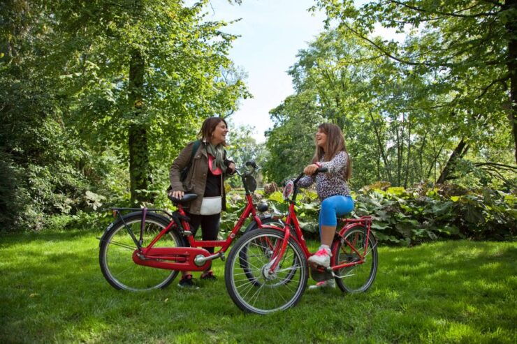Amsterdam: Bike Rental - Cycling Experience in Amsterdam