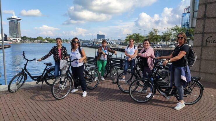 Amsterdam Bike Tour With a Local French-Speaking Guide! - Good To Know