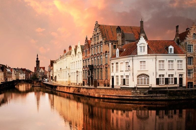 Amsterdam Bruges Full-Day Historical & Cultural Tour - Key points before you book