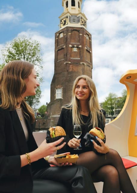 Amsterdam: Burger Cruise With Restaurant Beers & Barrels - Guided Tour and Scenic Views