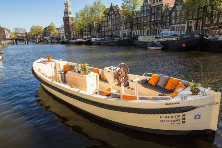 Amsterdam: Canal Belt Private Beer Boat Tour - About the Activity
