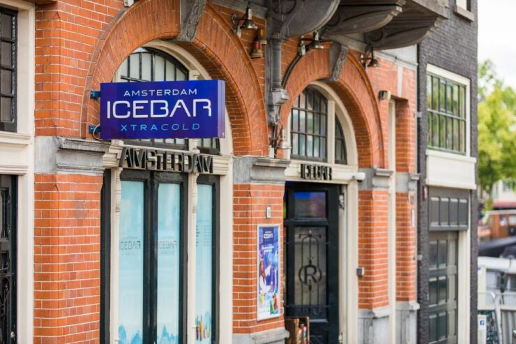 Amsterdam: Canal Cruise and Entrance to Xtracold Icebar - Activity Details