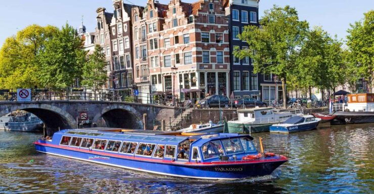 Amsterdam: Canal Cruise and Jewish Cultural Quarter Tickets - Ticket Details and Benefits