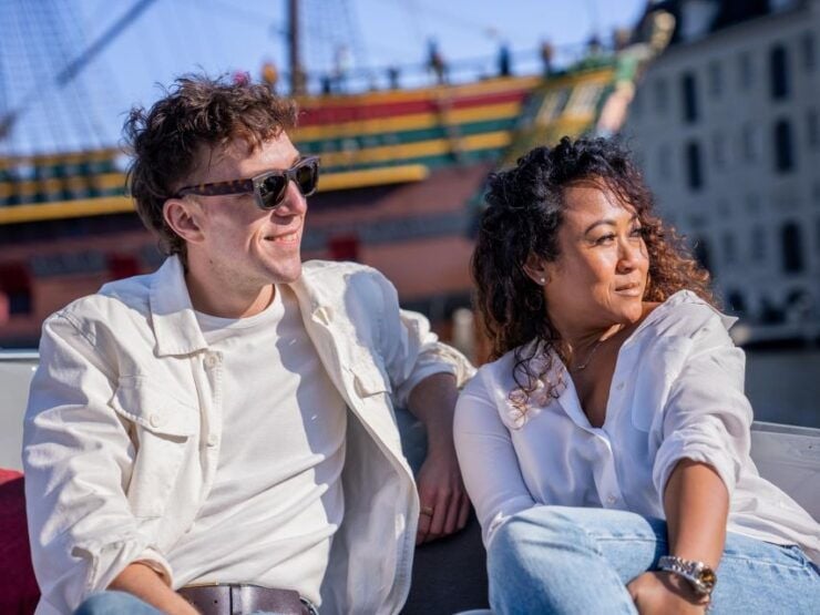 Amsterdam Canal Cruise With Dutch Pancakes and Hot Chocolate - Activity Details