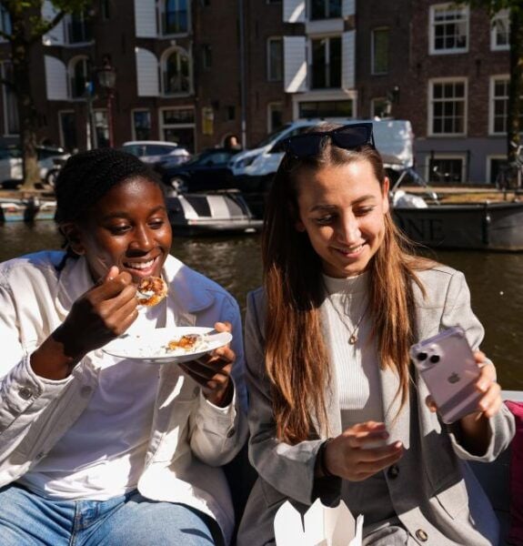 Amsterdam Canal Cruise With Dutch Pancakes and Hot Chocolate - The Sum Up