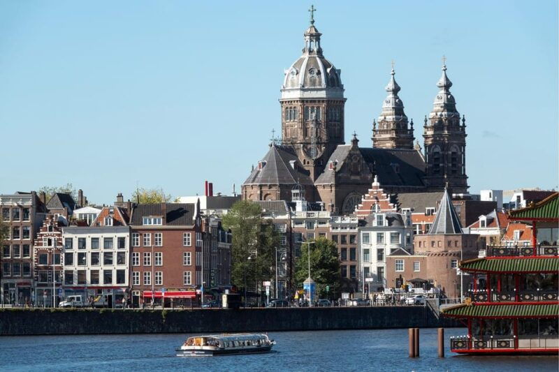 Amsterdam: Canal Cruise with Live Commentary & Audio Guide - Exploring Amsterdam from the Water: A Detailed Review of the Canal Cruise with Live Commentary & Audio Guide