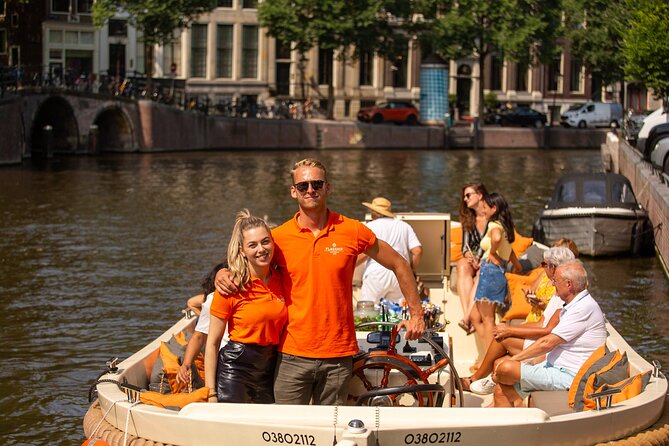 Amsterdam Canal Cruise With Live Guide and Onboard Bar - What To Expect