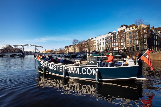 Amsterdam Canal Cruise With Live Guide and Unlimited Drinks - Meeting Details