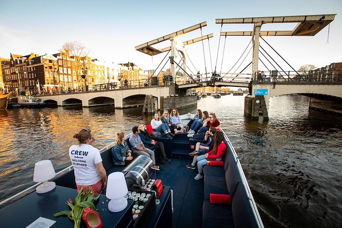 Amsterdam Canal Cruise With Live Guide and Unlimited Drinks - Frequently Asked Questions