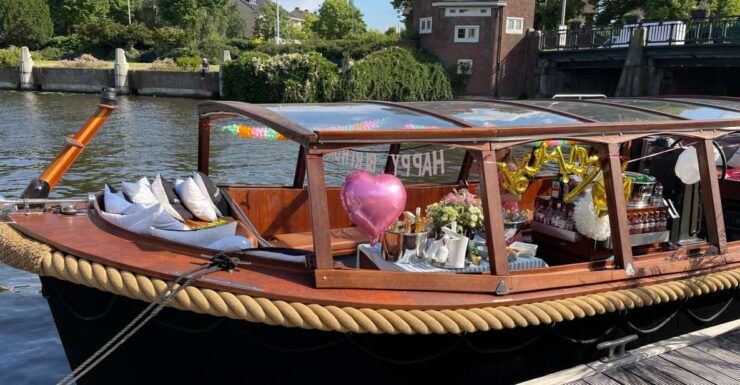 Amsterdam: Canal Tour and Boat Cruise With Open Bar - Experience Highlights