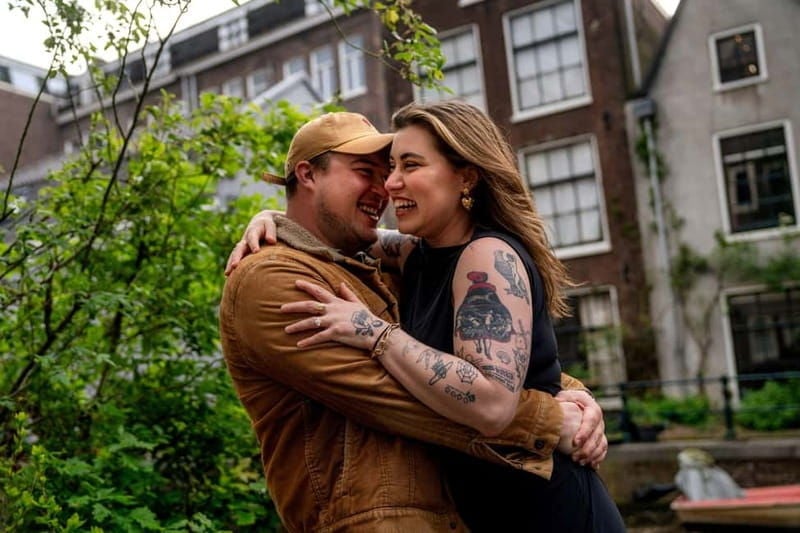 Amsterdam Canals Photoshoot: Private Solo, Family or Couples - The Value and Practicality of This Tour