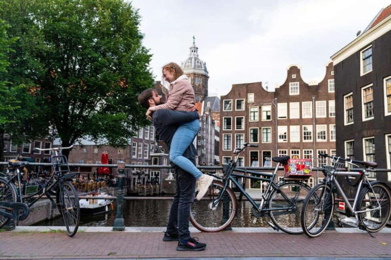 Amsterdam Canals Photoshoot: Private Solo, Family or Couples - Additional Tips for a Great Photoshoot