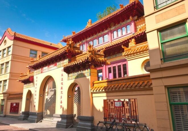 Amsterdam (Center) Scavenger Hunt & Sights Self-Guided Tour - Highlights