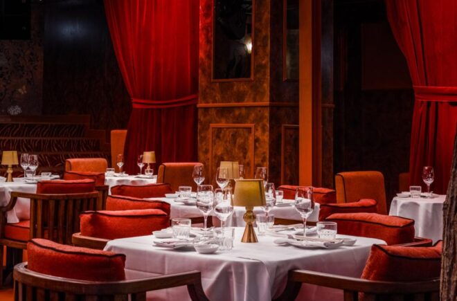 Amsterdam: Chin Chin Club and Dinner - Immerse Yourself in Live Entertainment