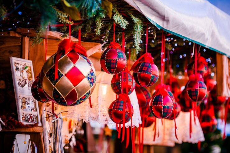 Amsterdam: Christmas Lights and Festive Delights - Spectacular Light Installations