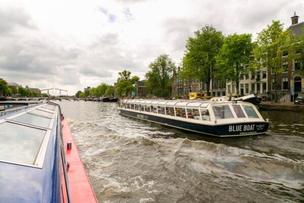 Amsterdam: City Canal Cruise - Inclusions for the City Canal Cruise Experience