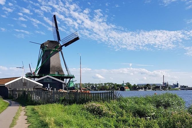 Amsterdam City & Countryside Tour: the Best of Both Worlds - The Sum Up