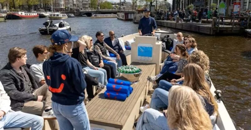 Amsterdam: City Highlights Small Boat Canal Cruise with host - An In-Depth Look at the Experience  