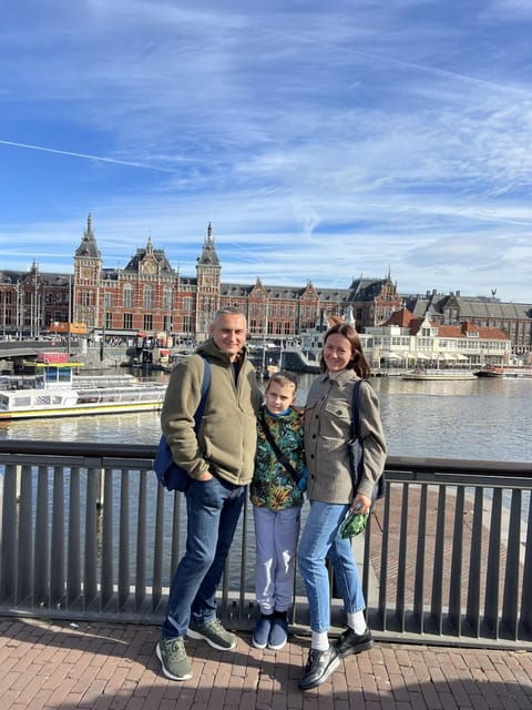 Amsterdam: City Highlights Walking Tour - Starting Point and Main Stops