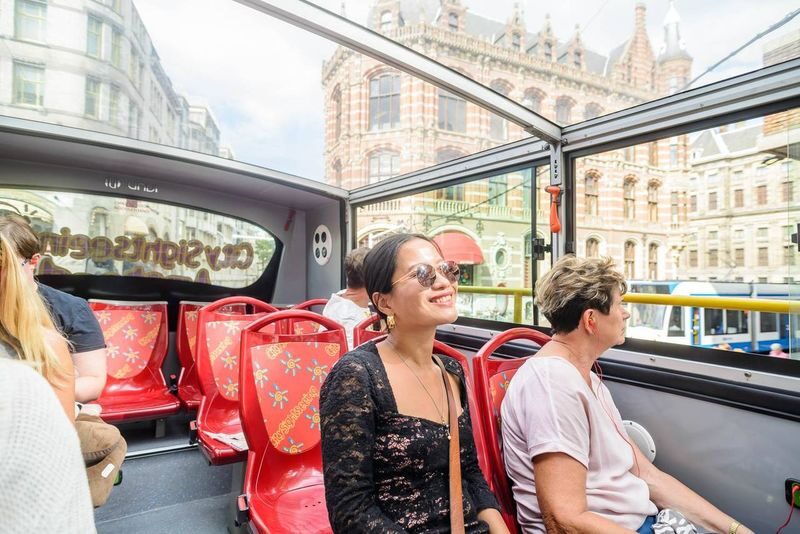 Amsterdam City Sightseeing Bus Pass with Canal Cruise - Price and which package makes sense