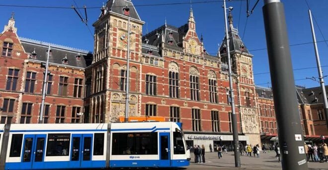 Amsterdam City Tour Guide in Japanese - Experience Details