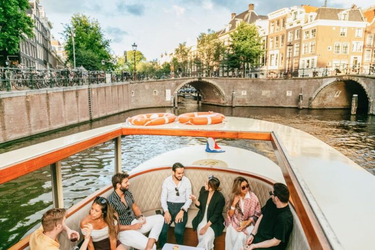 Amsterdam: Classic Boat Cruise with Optional Cheese & Wine - Authentic Experiences from Travelers  