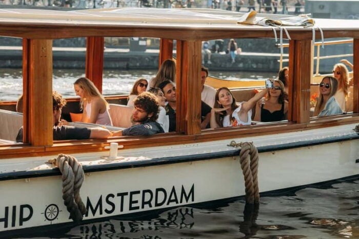 Amsterdam: Classic Boat Cruise with Optional Cheese & Wine - The Sum Up  