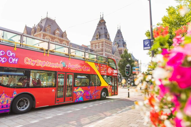 Amsterdam: Combo Rijksmuseum & Hop-On Hop-Off Bus - Accessing the Multimedia Tour