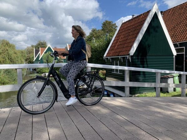 Amsterdam: Countryside Bike Tour and Zaanse Schans Windmills - The Sum Up