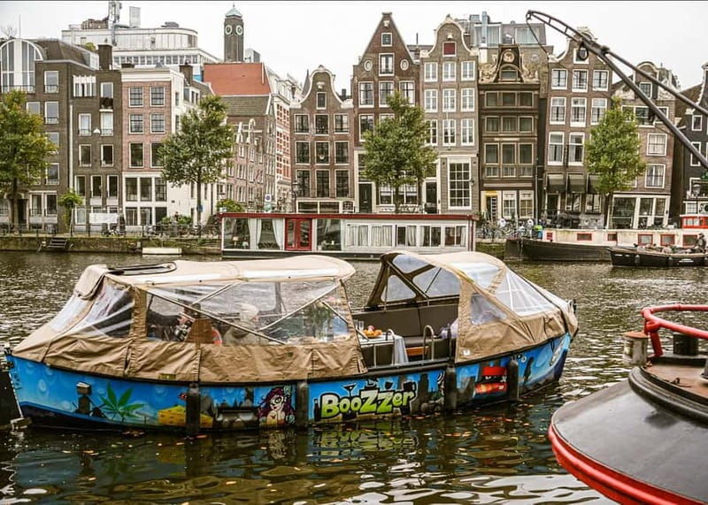 Amsterdam Daytime Boat Private Canal Cruise Tour With Guide - The Itinerary Breakdown