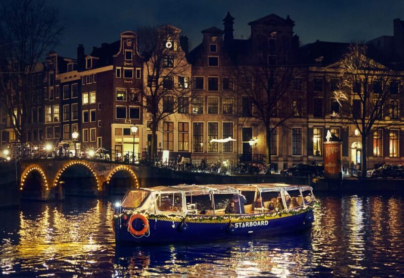 Amsterdam: Evening Canal Cruise With Unlimited Drinks Option - The Guides: Knowledge and Fun