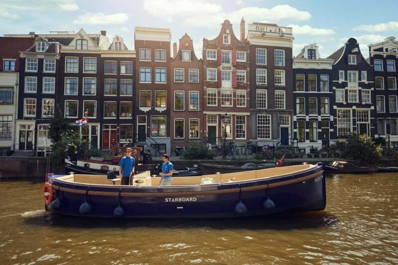 Amsterdam: Evening Canal Cruise With Unlimited Drinks Option - Who Is This Tour For?