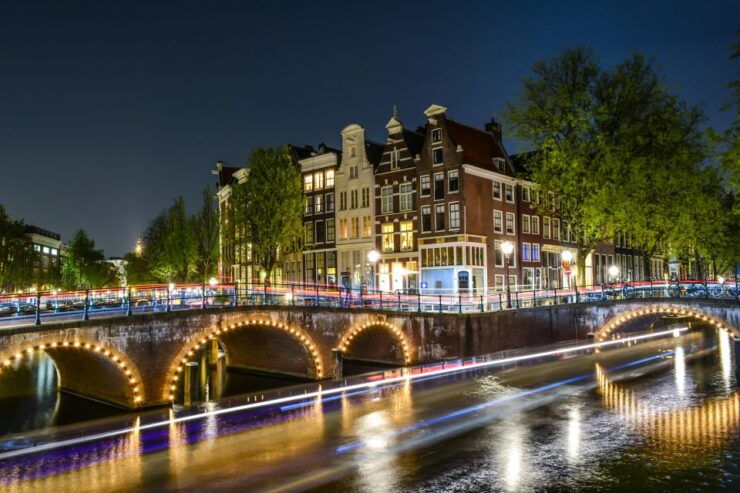 Amsterdam: Festival of Lights Canal Cruise - Booking and Duration