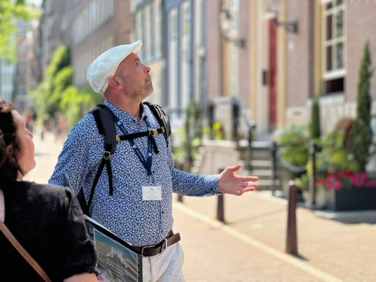 Amsterdam: Financial History Tour - The Guide and Experience
