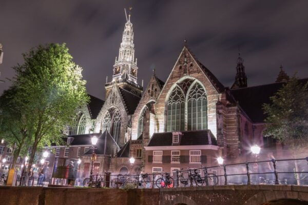 Amsterdam: First Discovery Walk and Reading Walking Tour - Common Questions