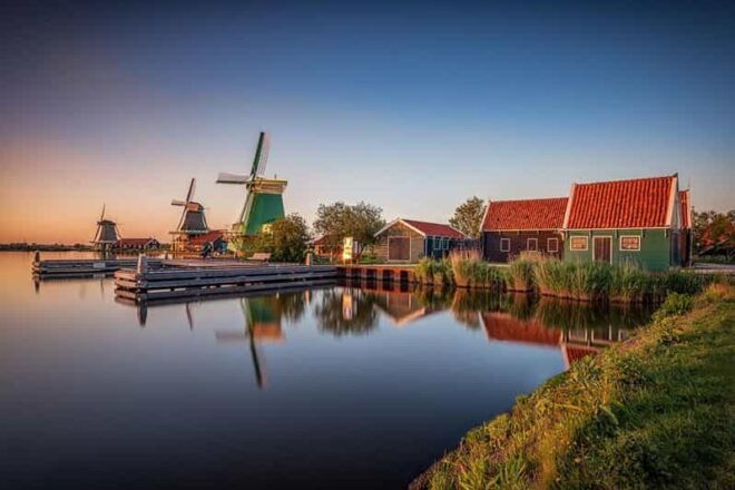 Amsterdam: Giethoorn and Zaanse Schans Day Trip With Guide - Inclusions and Whats Covered