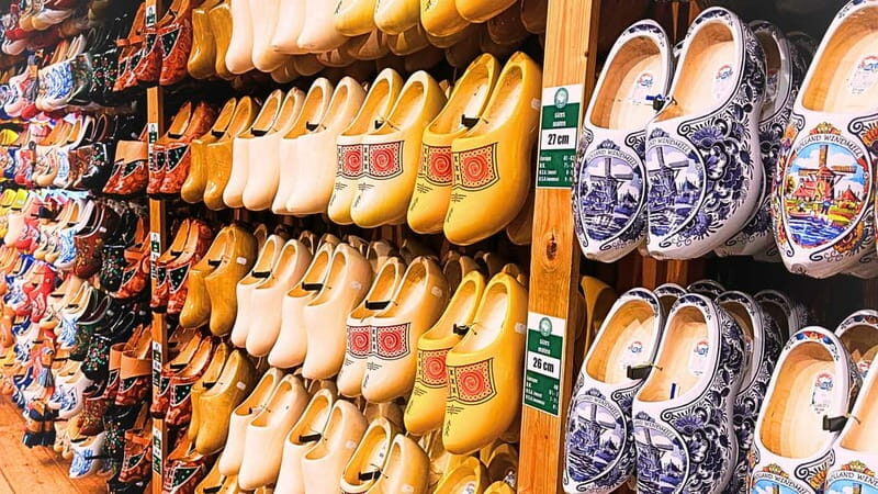 Amsterdam: Giethoorn & Zaanse Schans Small Group Day Trip - A Deep Dive into the Itinerary