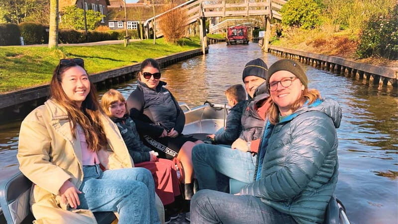 Amsterdam: Giethoorn & Zaanse Schans Small Group Day Trip - Authentic Experiences and Review Insights