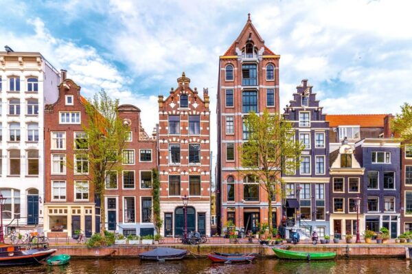 Amsterdam Golden Age and Zaanse Schans Daily Walking Tour - Important Information for Travelers