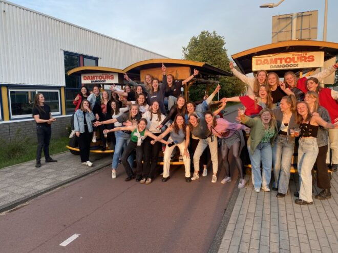 Amsterdam: Guided Beer or Prosecco Bike Tour - Review Summary and Ratings