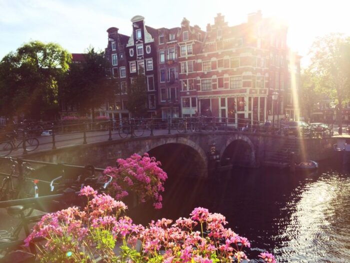 Amsterdam: Guided Cultural Food Tour in German or English - FAQs